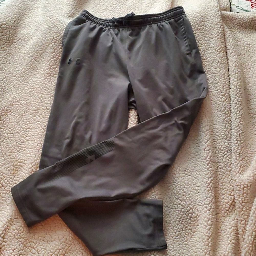 UA youth pants